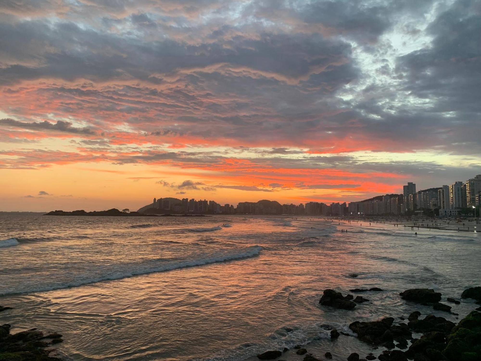 Apartamento Guaruja Enseada ภายนอก รูปภาพ